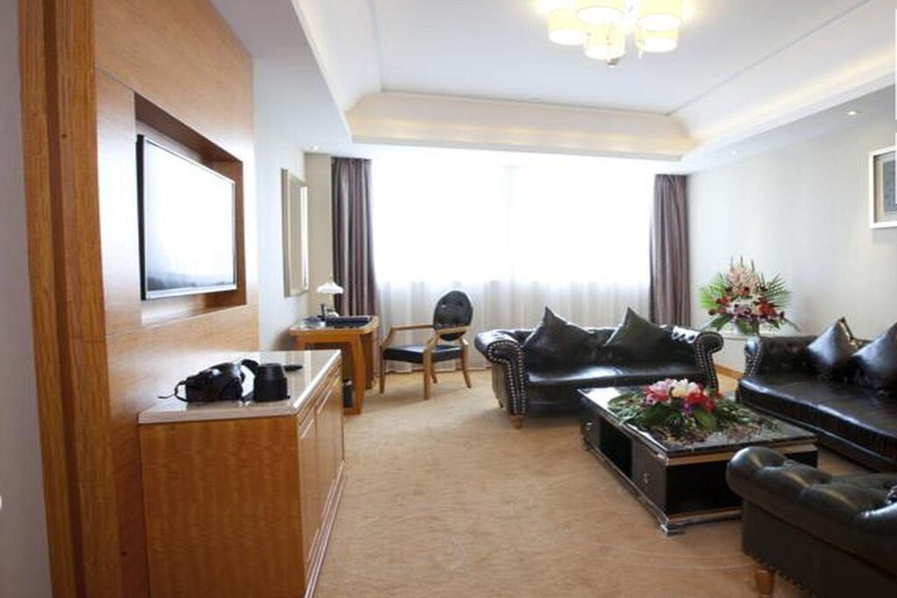 Friend Hotel Shanghaj Zewnętrze zdjęcie