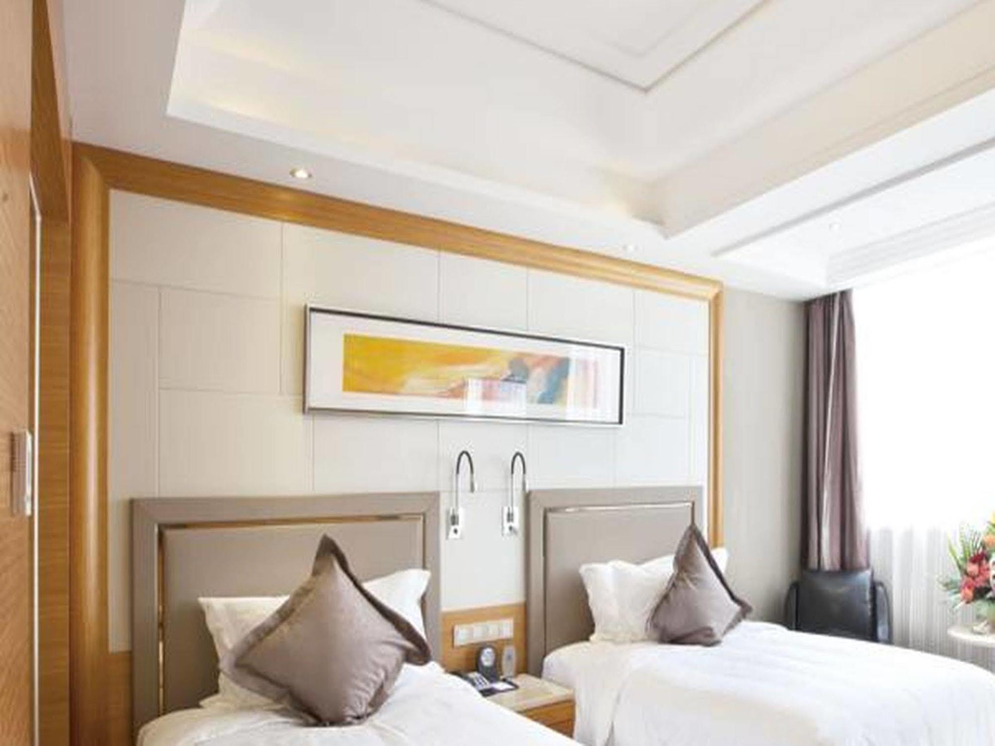 Friend Hotel Shanghaj Zewnętrze zdjęcie