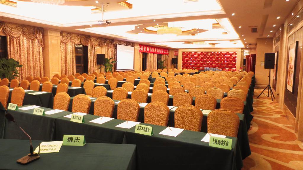 Friend Hotel Shanghaj Zewnętrze zdjęcie
